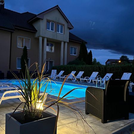 Ow Delta Villa Rewal Exterior photo